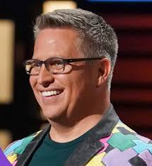 Learn about the Mentors helping entrepreneurs in our program