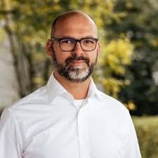 Lisa Rammel's Instagram, Twitter & Facebook