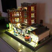 Double Modular Lego 10264 Corner Garage Joli 10264 Corner Double Garage Modular Legomoc Lego Lego Modular Lego Room