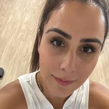 Gigi Hadid is turning the kitchen into a runway, getting Eddie Jackson