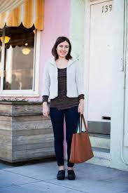 Outer Sunset Street Style What To Wear In S F Clogs Outfit Jeans Street Style Dansko Clogs Outfit