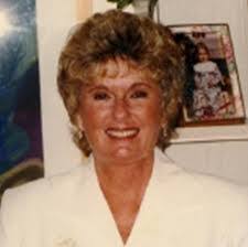 Dede Rose's Instagram, Twitter & Facebook