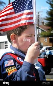 Drew Lenhardt's Instagram, Twitter & Facebook