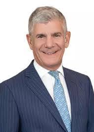 Kimberly Kraska's Instagram, Twitter & Facebook