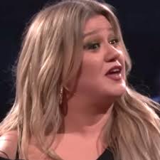 Watch 'The Voice' Star Kelly Clarkson Confront Blake Shelton Over Her  “Stripper Moves”