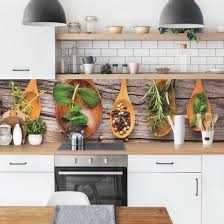 kuchenruckwand krauter und gewurze kuchen wandregal kuchenruckwand kuche umbauen