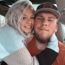 Caleb Beacham's Instagram, Twitter & Facebook