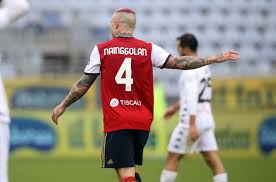 The inter milan midfielder is wanted back by cagliari after last season's loan. Nainggolan Secco No All Anversa In Testa Solo Il Ritorno Definitivo Al Cagliari