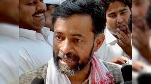 Yogendra Yadav hits back, calls AAP show cause notice 'a joke'