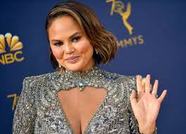 Christine chrissy teigen (born 1985): Chrissy Teigen How The Model Became A Social Media Phenomenon The Independent The Independent