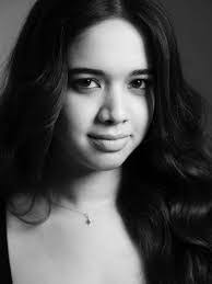 Saniya Jaffer's Instagram, Twitter & Facebook