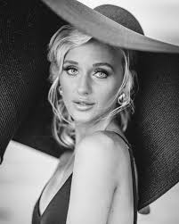 Profile for Portraits by Chantel