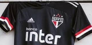 Uniforme criado por paulo planet buarque, conselheiro do clube e então diretor de futebol. Adidas Lanca Camisas 3 De Cruzeiro Fla Inter E Sao Paulo De Forma Conjunta 20 08 2020 Uol Esporte