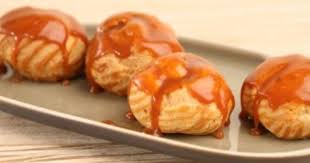 Petits Choux Au Caramel Beurre Sale Recette Alimentation Recettes De Cuisine Choux