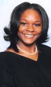 Della Bland's Instagram, Twitter & Facebook