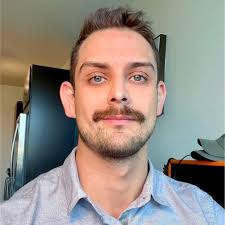 Elle Taghavi Email & Phone Number