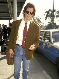 One of the most renowned '90s looks is the effortlessly edgy style known as grunge. Airport Style Was Better In The 90s Gq