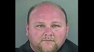 Man steals $5K in outdoor furniture while homeowner is away