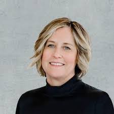 Kerrie Campbell's Instagram, Twitter & Facebook