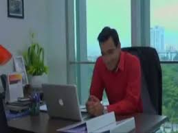 Bermula dengan kemalangan kecil antara zaara amirah dan zafriel irham yang mana irham menuntut ganti rugi sebanyak rm5000. Love You Mr Arrogant Episode 16 Part 1 Video Phoneky