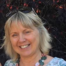 Lindy Stone（@LindySheff）さん