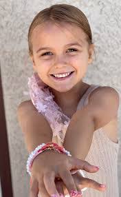 Ashley Omara's Instagram, Twitter & Facebook