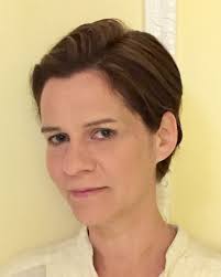 Shari Goldstein's Instagram, Twitter & Facebook