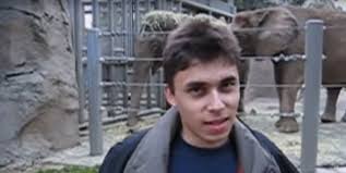 Aber die neuen registrierte mitglieder geladen vollständig heterogenen inhalt. 15 Jahre Youtube Du Guckst In Die Du Rohre Taz De