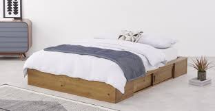 Boxspringbett milano plus 180x200 mit bettkasten kunstleder typ 6 mit integriertem topper die grundlage für dieses boxspringsystem bildet ein holzrundgestell aus holzfaserplatten mit einem bettkasten für zusätzlichen stauraum unter der liegefläche. Lyal Lit Super King Size 180 X 200 Avec Sommier Et Portes Coulissantes Noyer Teinte Made Com Bett Mit Stauraum Doppelbetten Bett