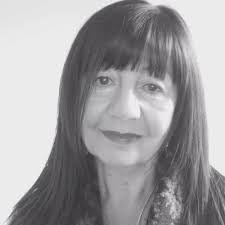 Eileen Carney's Instagram, Twitter & Facebook