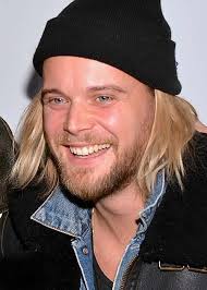 Lt → английский, корейский → avicii → waiting for love. Vincent Pontare Height Weight Age Girlfriend Family Facts Biography
