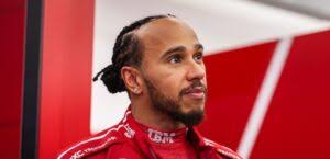 Lewis Hamilton is 40 jaar maar zeker nog niet afgeschreven: "Vergelijk me  met niemand anders, ik ben uniek!"