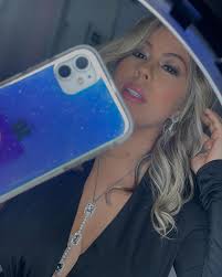 lolagutierrezduarte dame razón 💄💋