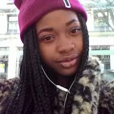 Carla Knowles © (@Carla_Angue)