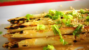 Grilled White Asparagus With Sesame Seeds And Garlic Recipe