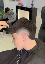 Taglio di Capelli: Libertà di Scelta in Salone