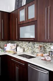 Pin By Victor Medina On For The Home Trendy Kitchen Backsplash Modern Kitchen Cabinet Design Contemporary Kitchen