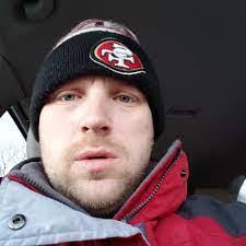 Justin Engholm's Instagram, Twitter & Facebook