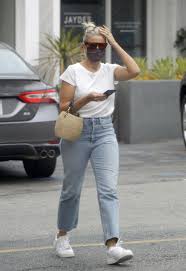 She has starred in an array of films like 'there's something about mary' and 'charlie's angels.' Cameron Diaz In Casual Outfit Los Angeles 09 14 2020 Celebmafia