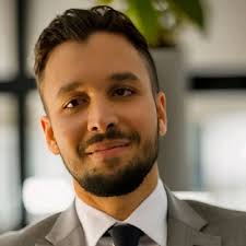 Tonight we induct five incredible alumni into our SFSU Hall of Fame. One of  our distinguished honorees is Dr. Edgar Velázquez (B.S., Physiology '16), a  physician whose life and career embody… |