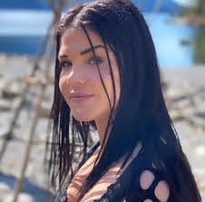 Richard Dolle's Instagram, Twitter & Facebook