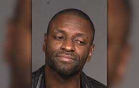 Parolee sought in Midtown traffic melee that hurt two NYPD cops