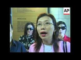 How to say victim in malay? Malay Woman Claims She Was The Victim In Police Nude Video Scandal Youtube