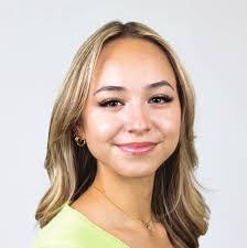 Kimberly Monreal's Instagram, Twitter & Facebook