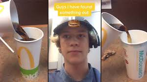 A coffee creamer equals 0.4 fluid ounces and one packet of sugar equals 4.0 grams. Are All Mcdonald S Drink Sizes Are The Same People Are Undecided After This Viral Popbuzz