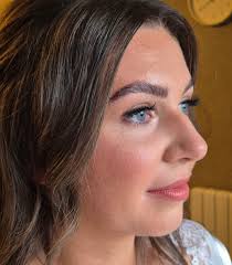 Some close ups of Holly's makeup Hit save for your wedding inspo ⬇️  #bridalmakeup #makeupinspo