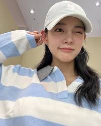 SEJEONG Singing "Love May Be" at her 1st CONCERT TOUR 'The 門' in TAIPEI