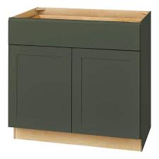 Hampton Bay Avondale 36 in. W x 24 in. D x 34.5 in. H Ready to Assemble  Plywood Shaker Base Kitchen Cabinet in Fern Green B36-GN