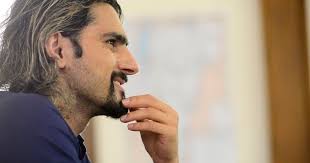 Can we talk? ECDC seeks conversation partners for new Americans