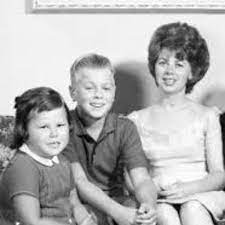 Deborah crane has 17 books on goodreads, and is currently reading last train to istanbul by this will. Anne Terzian Ex Wife Of Bob Crane S Net Worth Details Here Glamour Fame